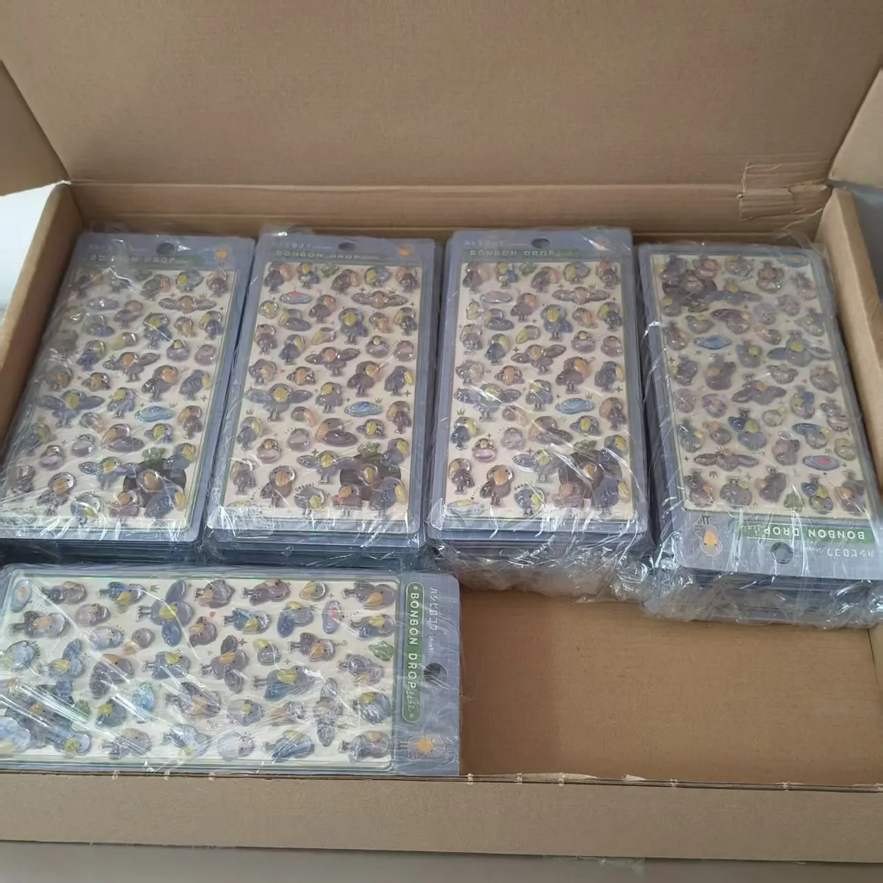 Ваше дечје рељефне налепнице ће ускоро бити послате!