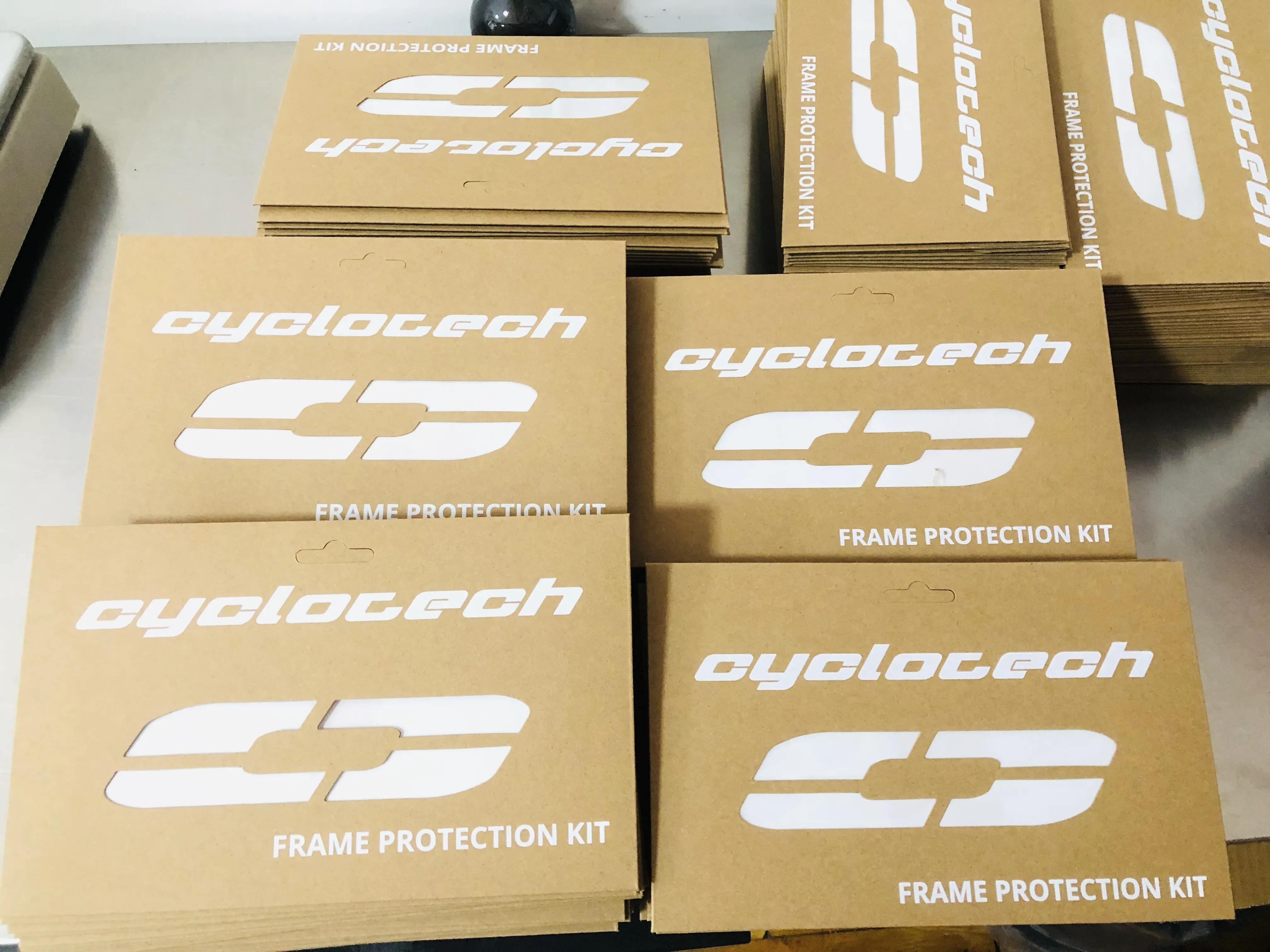 Налепнице за оквир бицикла се сада испоручују у Холандију