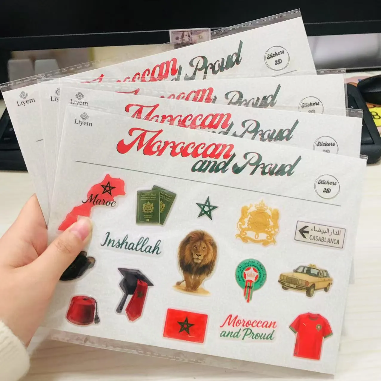 Доме налепнице од епоксидне смоле